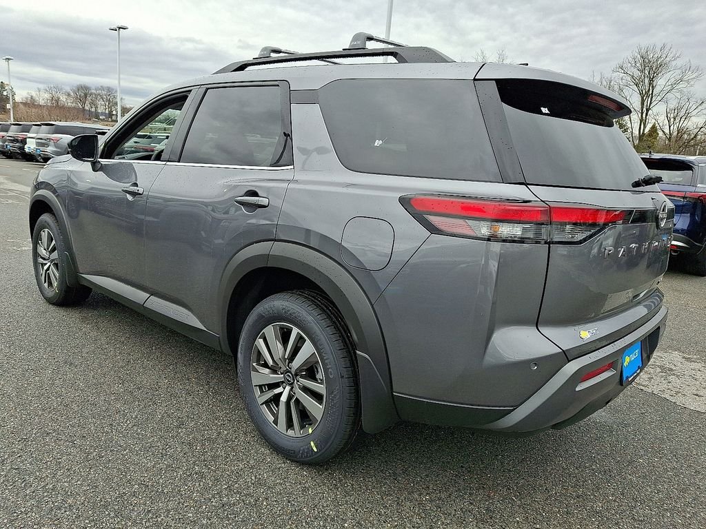 New 2026 Gray Nissan SL image 3