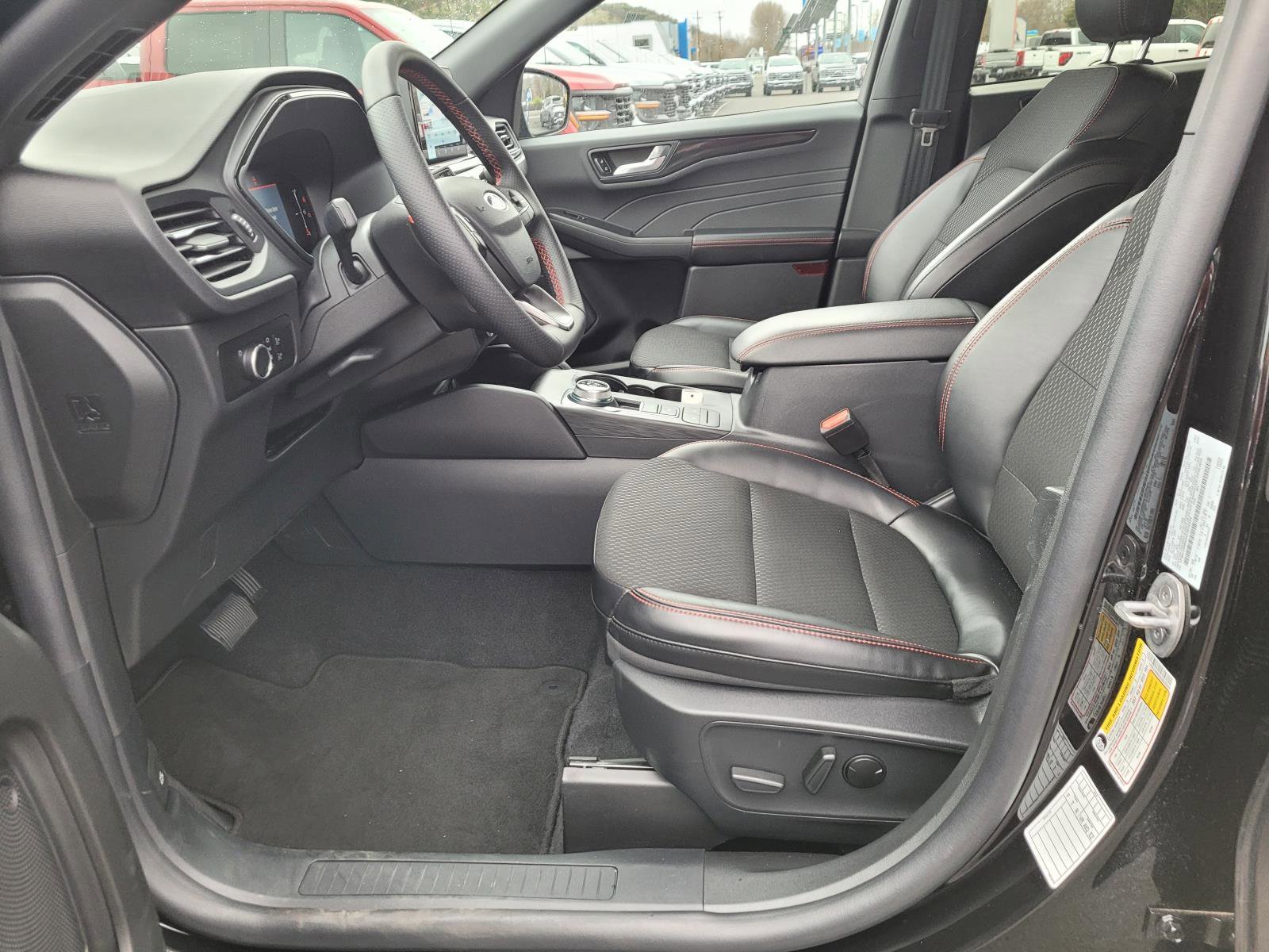 Used 2025 Black Metallic Ford ST-Line image 10