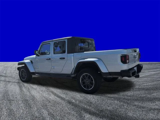 Certified Used 2023 Silver Zynith Clearcoat Jeep Overland image 6