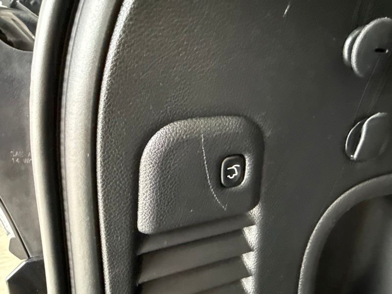 Used 2021 Black Jeep Limited image 10