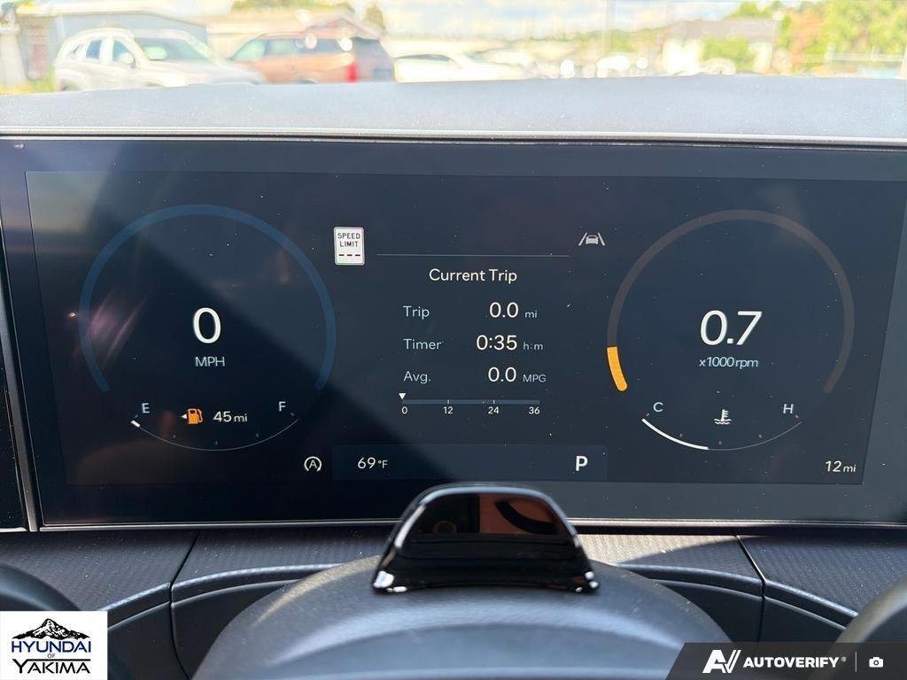 New 2026 Phantom Black Hyundai Calligraphy AWD image 15