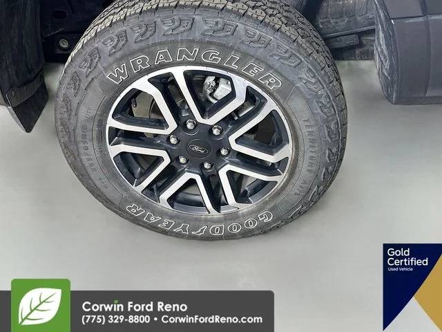 Used 2024 Shadow Black Ford Lariat image 33