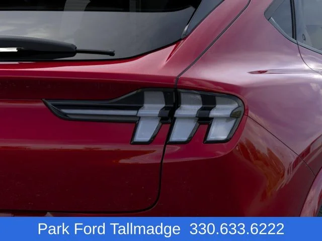 2025 Ford Mustang Mach-E GT - Photo 21
