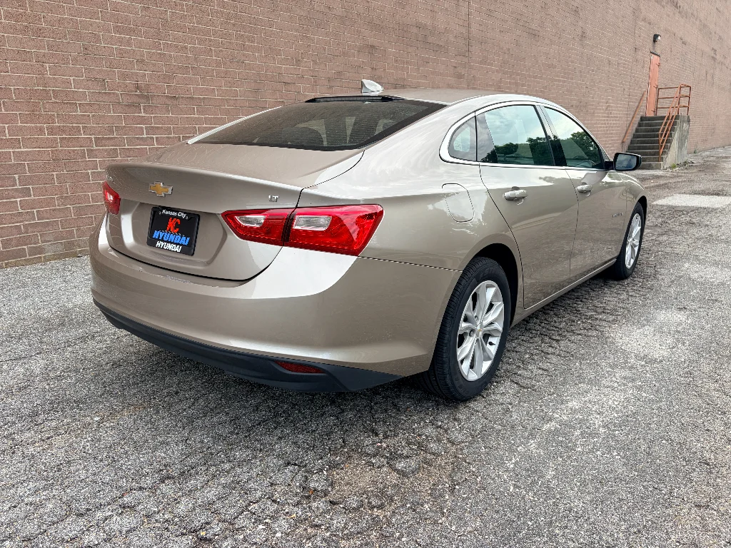 Used 2023 Gray Metallic Chevrolet LT image 5