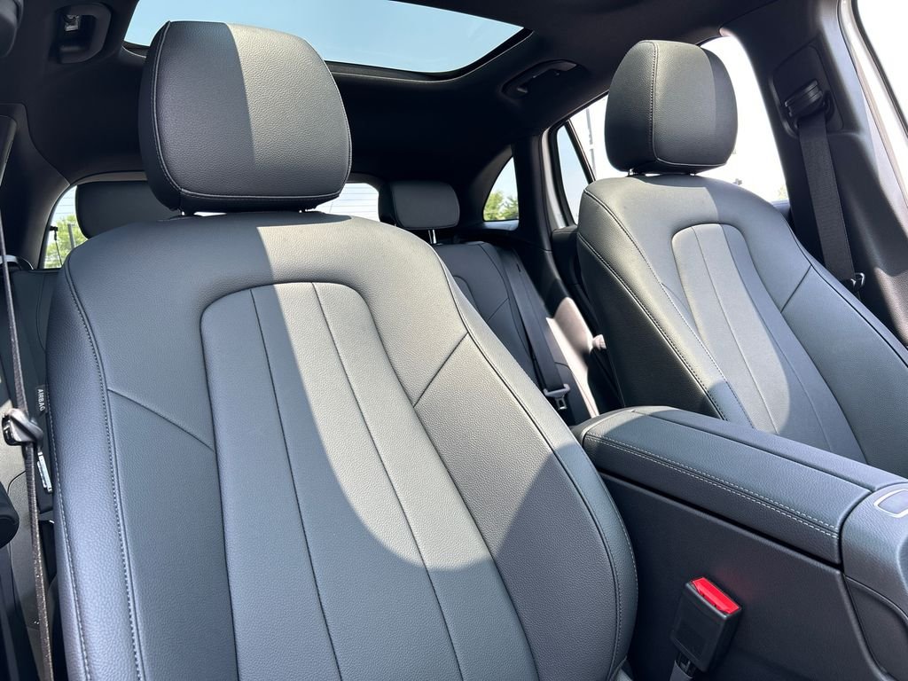 New 2026 Polar White Mercedes-Benz GLA 250 image 27
