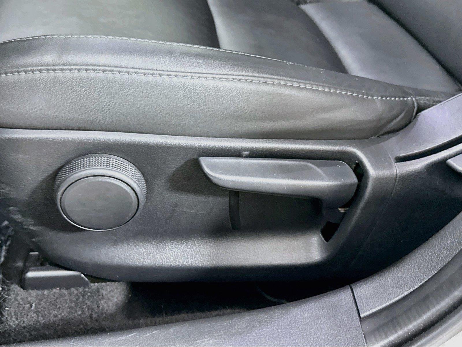 Used 2024 Platinum Quartz Metallic Mazda 2.5 S Select Sport image 28