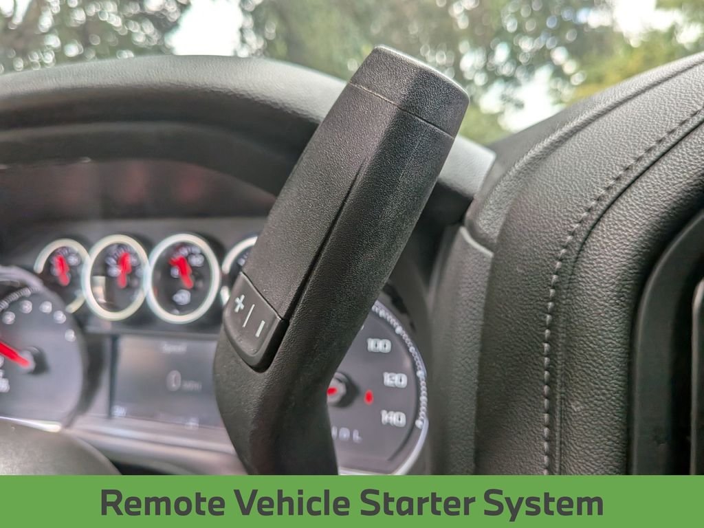 Used 2022 White Chevrolet RST image 33