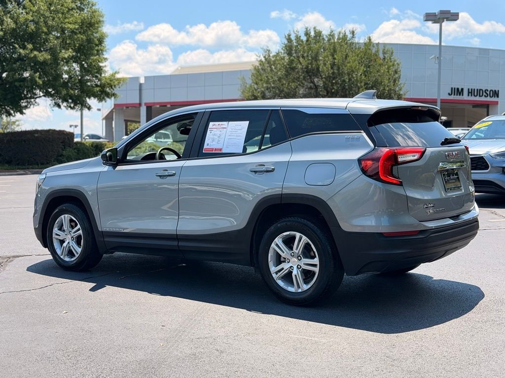 Used 2024 Silver GMC SLE image 11