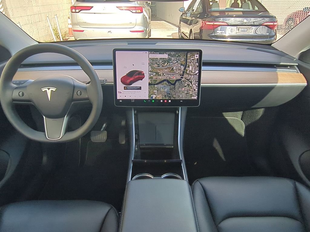 2021 Tesla Model Y Long Range - Photo 18