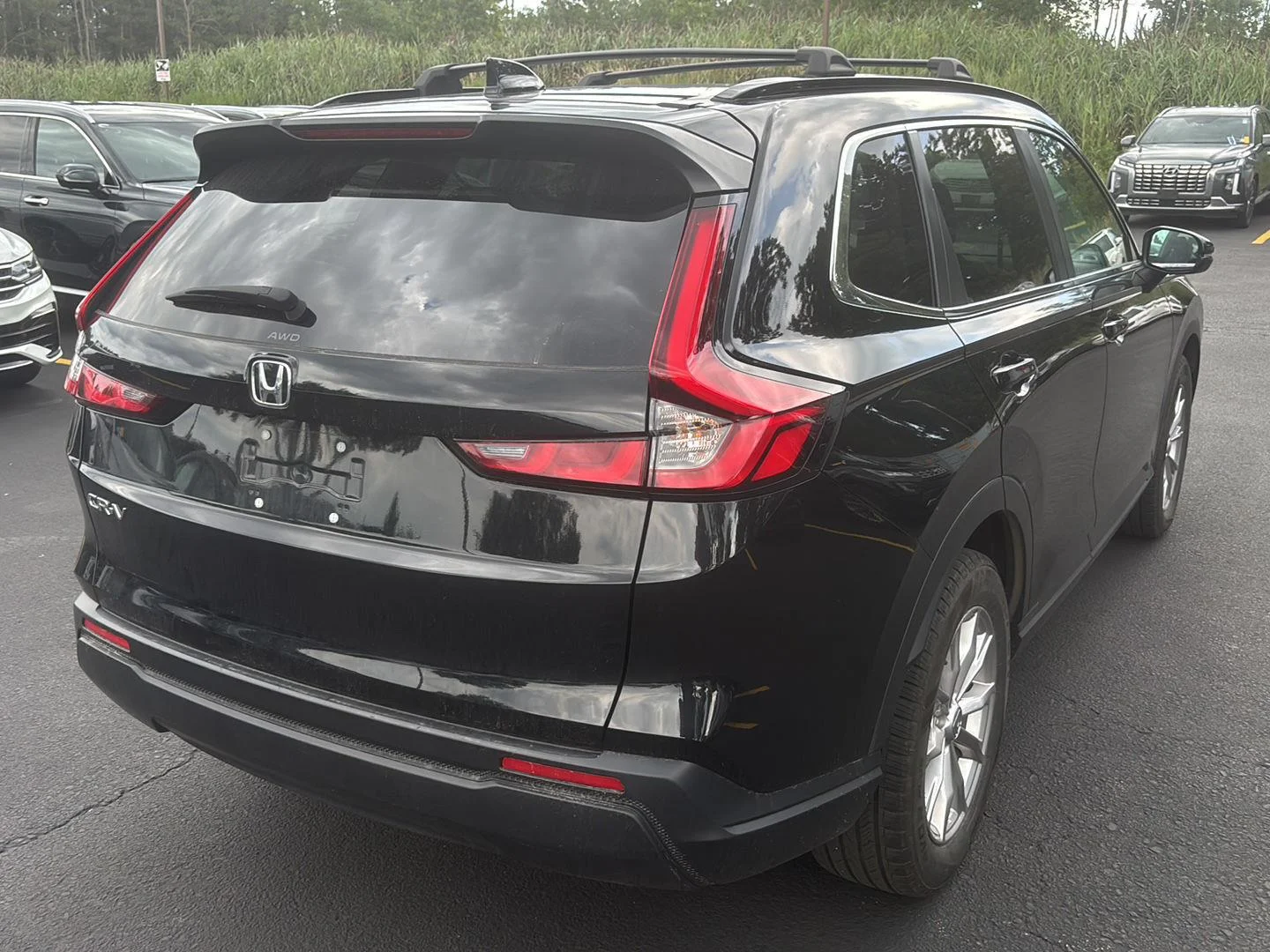 Used 2024 Crystal Black Pearl Honda EX image 7