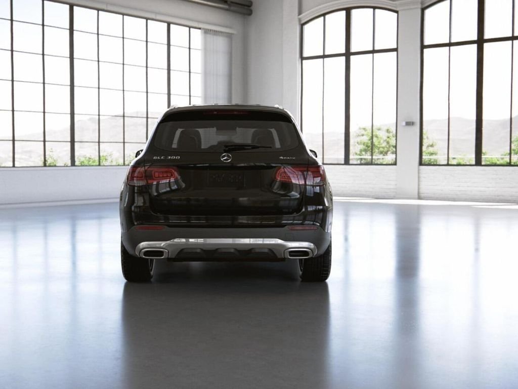 Certified Used 2022 Black Mercedes-Benz GLC 300 4MATIC® image 26