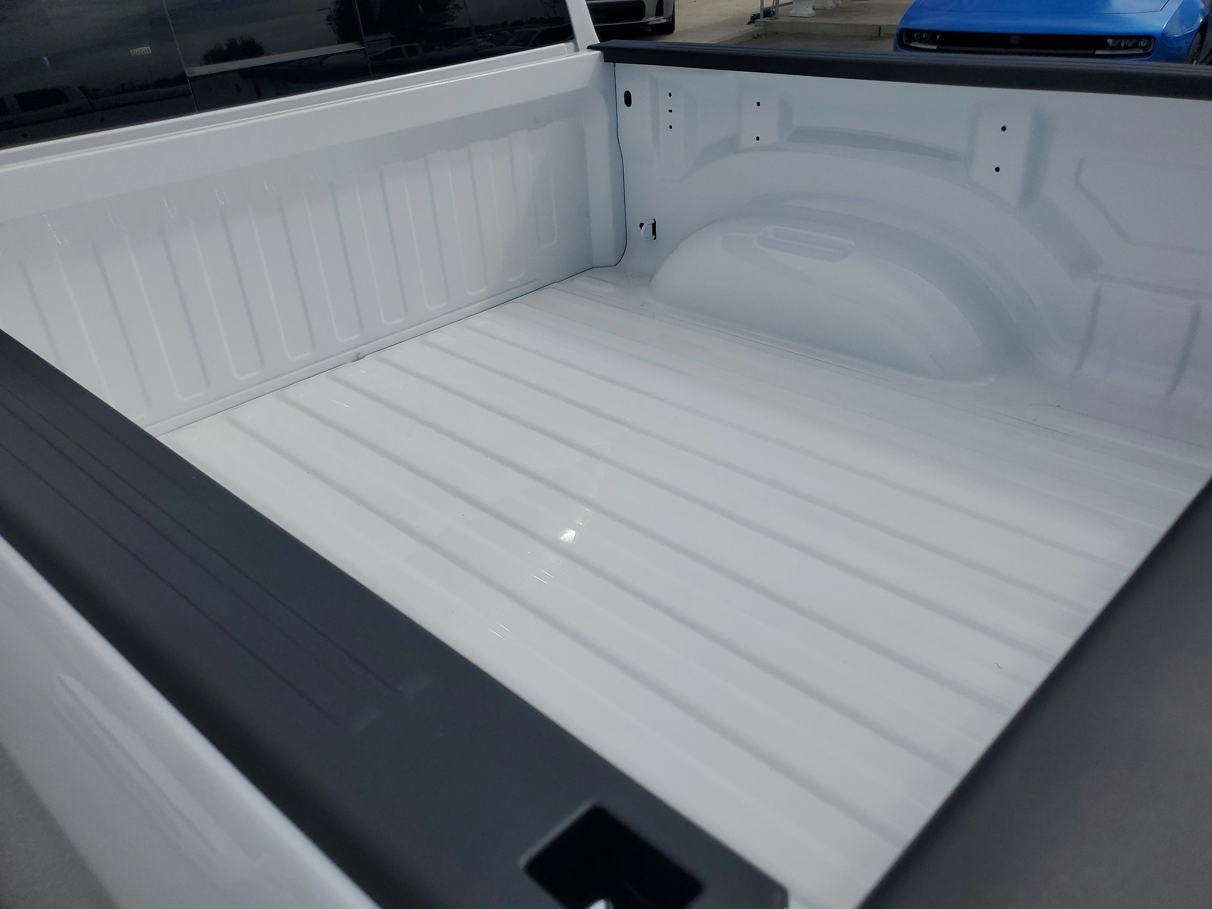 New 2026 Bright White Clear-Coat Exterior Paint RAM Big Horn/Lone Star image 27