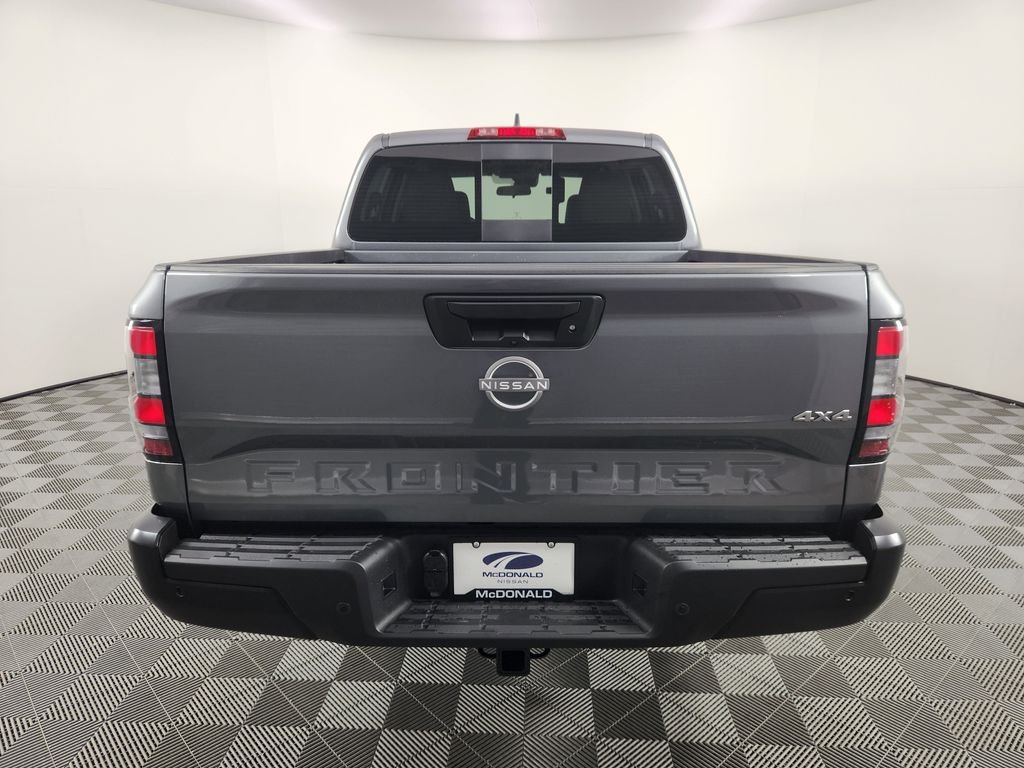 New 2026 Gun Metallic Nissan Crew Cab S image 4