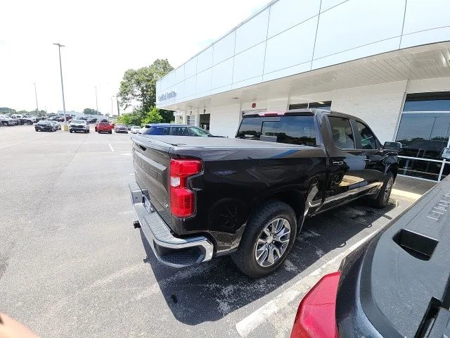 Used 2019 Brown Chevrolet LT image 2
