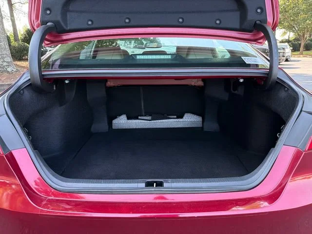 Used 2018 Red Toyota LE image 18