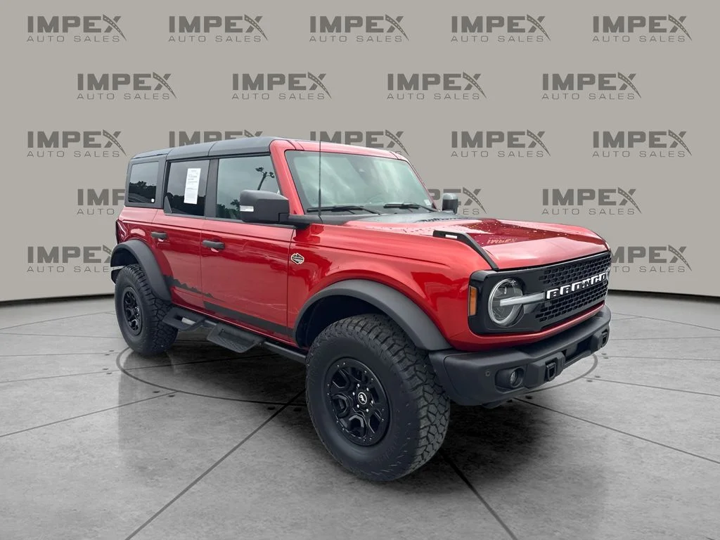 Used 2023 Red Ford Wildtrak image 4