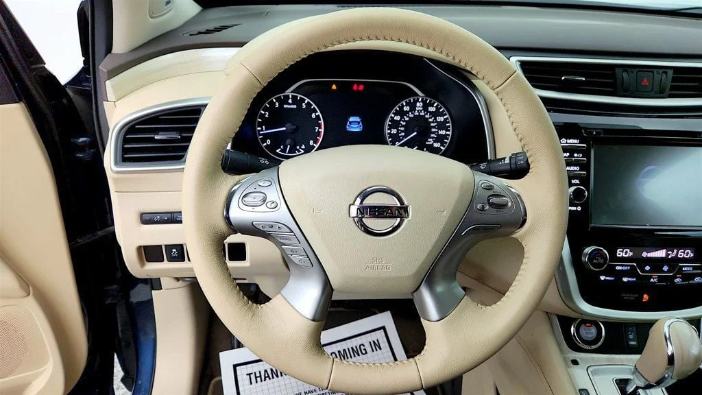 Used 2016 Arctic Blue Metallic Nissan SL AWD w/ Technology Package & Panoramic Moonroof image 13