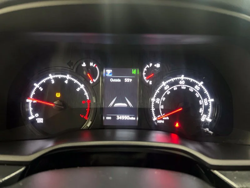 Used 2024  Toyota SR5 Premium image 25