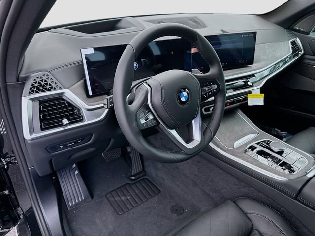 New 2026 Black BMW sDrive40i image 7