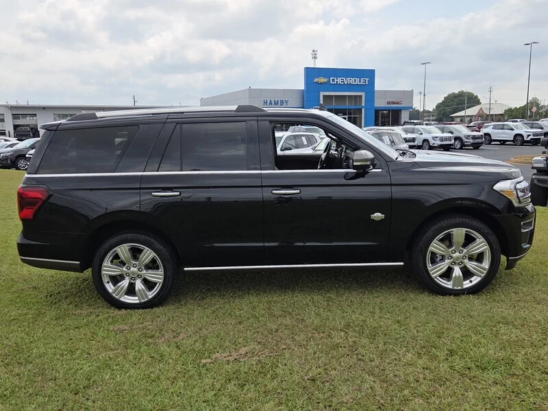 Used 2024 Black Metallic FORD KING RANCH image 15