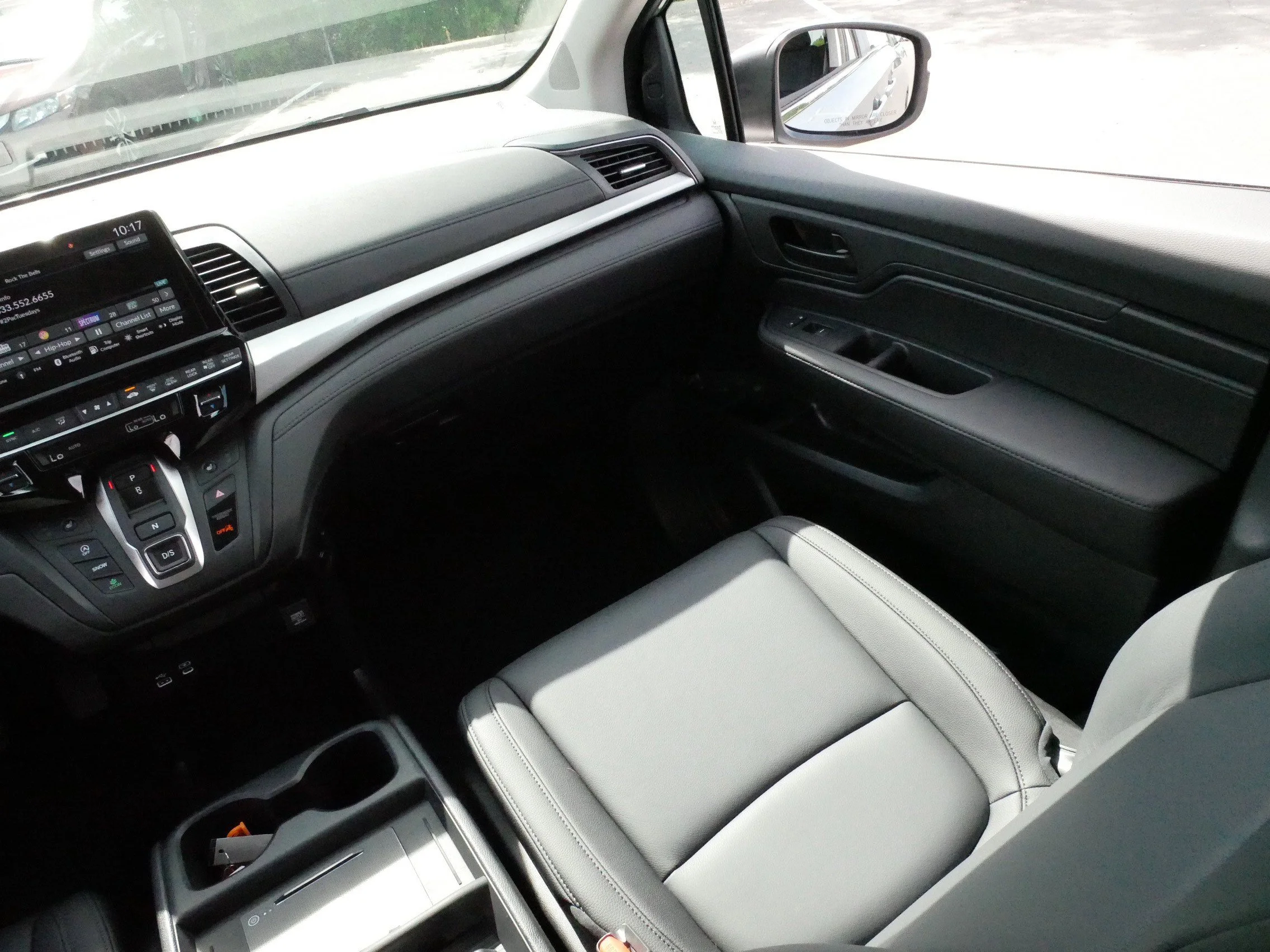 2026 Honda Odyssey EX-L - Photo 11