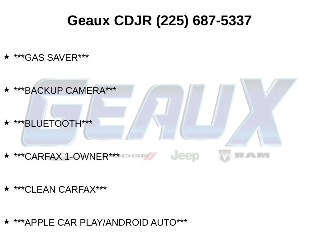 Used 2025 Silver Hyundai SEL Convenience image 5