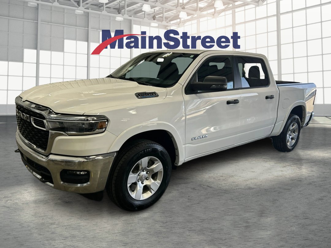 2025 RAM 1500 Big Horn/Lone Star 4x4 Crew Cab 5'7's photo