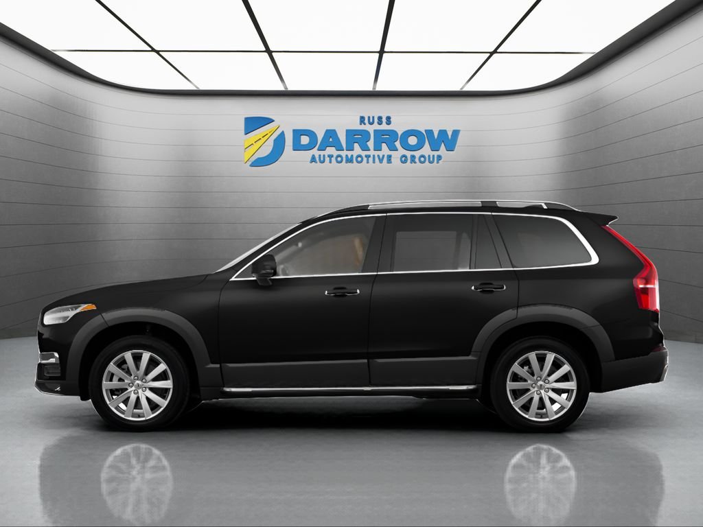 Used 2016  Volvo T6 Momentum image 2