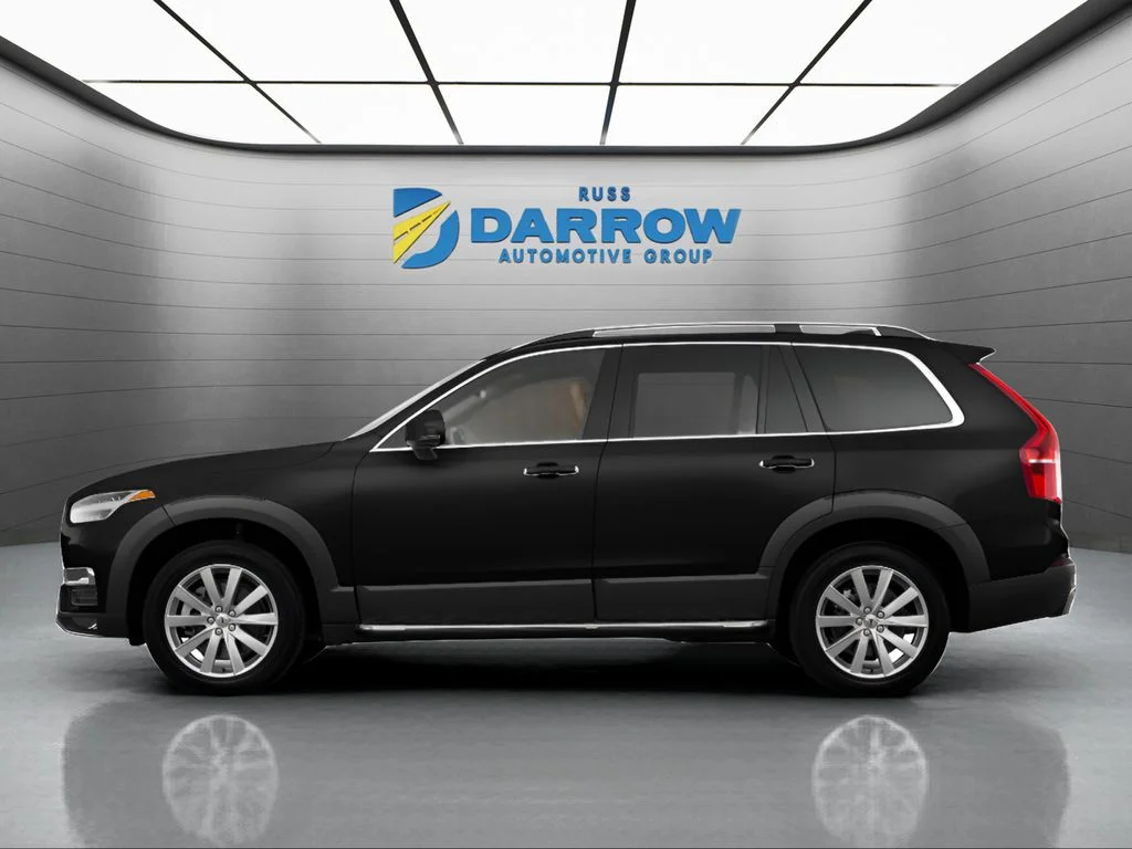 Used 2016 Black Volvo T6 Momentum image 2