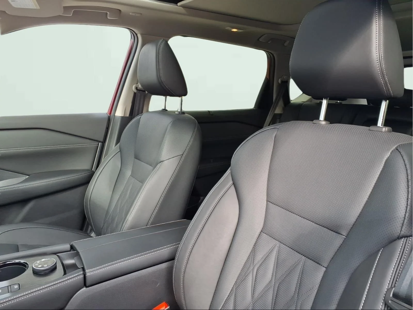 2026 Nissan Rogue Platinum - Photo 15