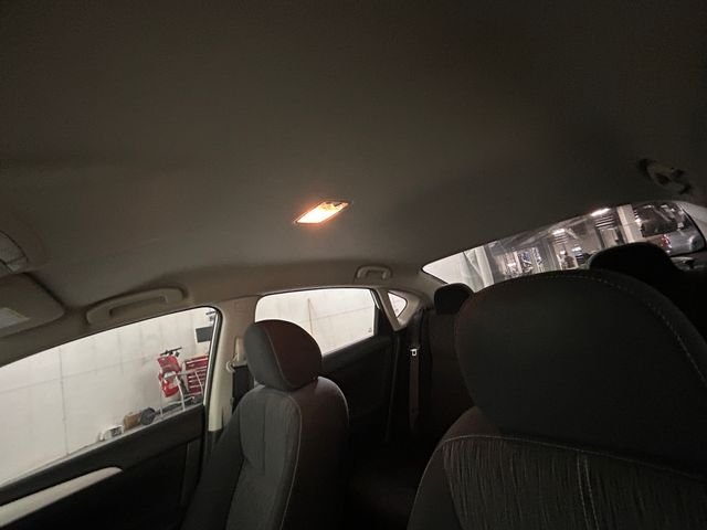 Used 2014 Silver Nissan SV image 25