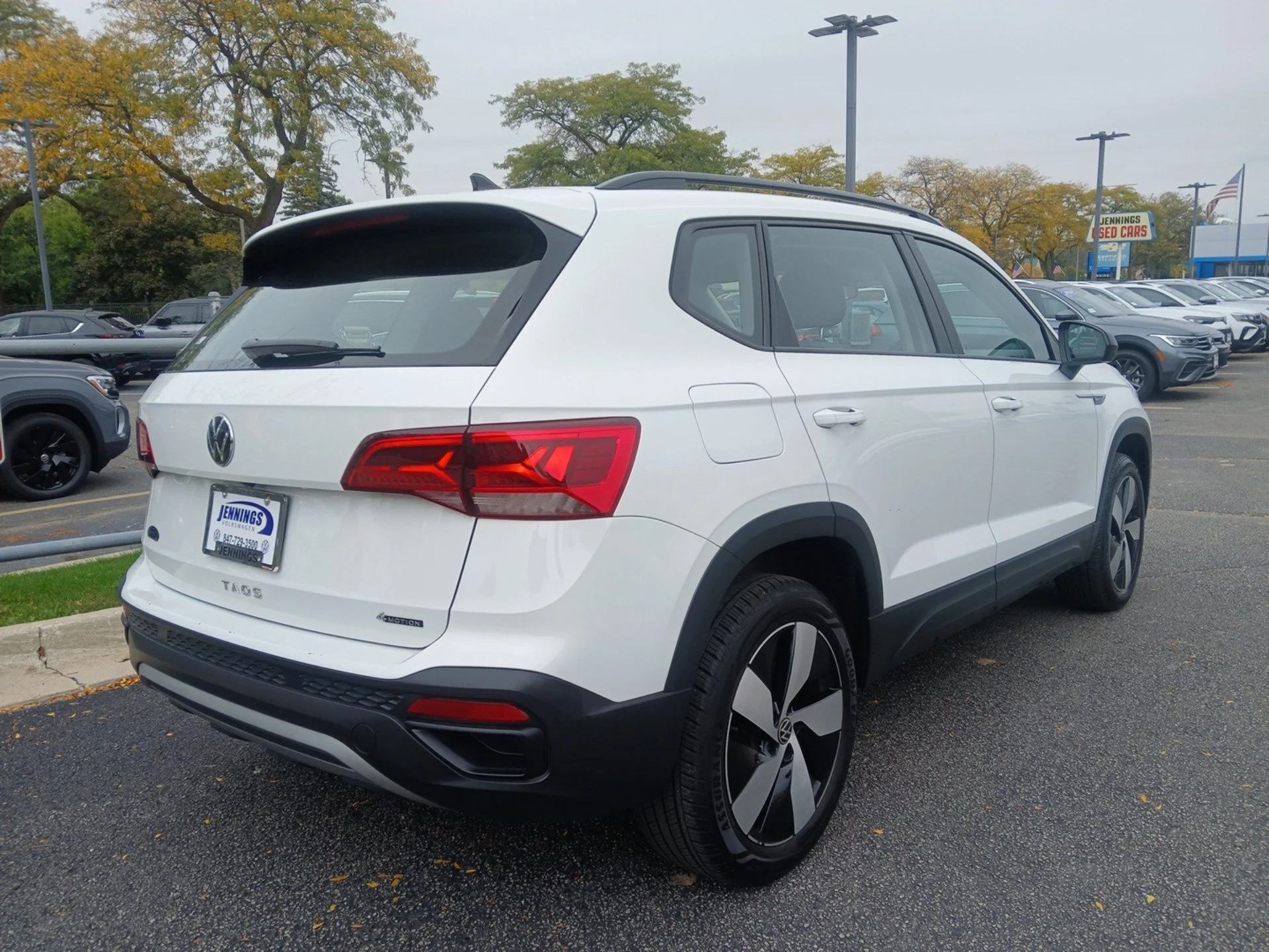 Certified Used 2023  Volkswagen S image 4