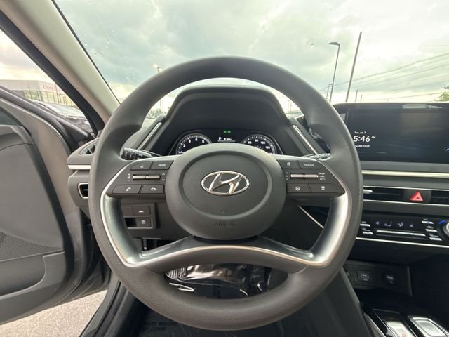 Used 2023 Gray Hyundai SEL image 14