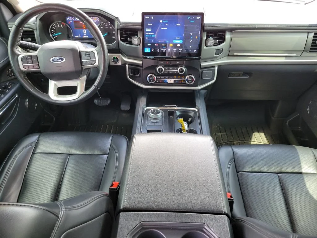 Used 2024 Black Ford XLT image 17