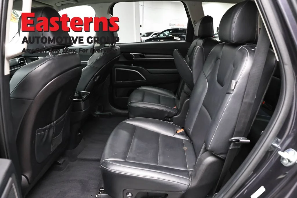 Used 2025 Gray Kia S image 21