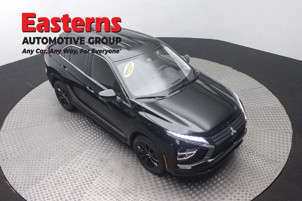Used 2024 Black Mitsubishi LE image 3