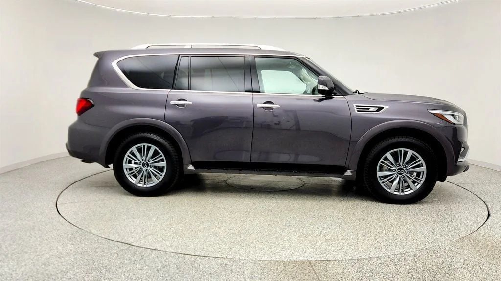 Used 2024 Anthracite Gray INFINITI LUXE AWD image 4