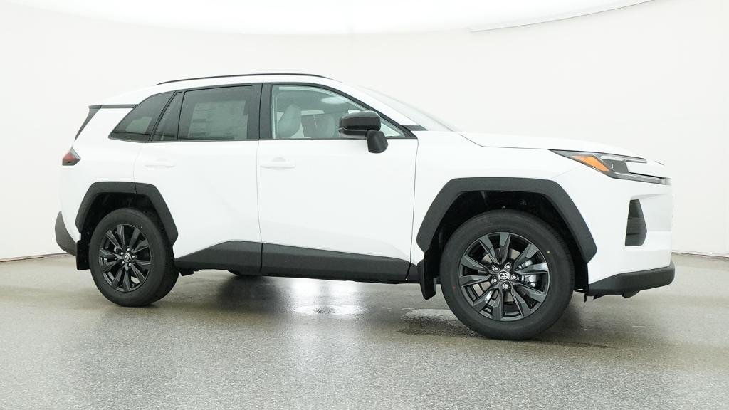New 2026 Ice Cap Toyota XLE Premium image 11