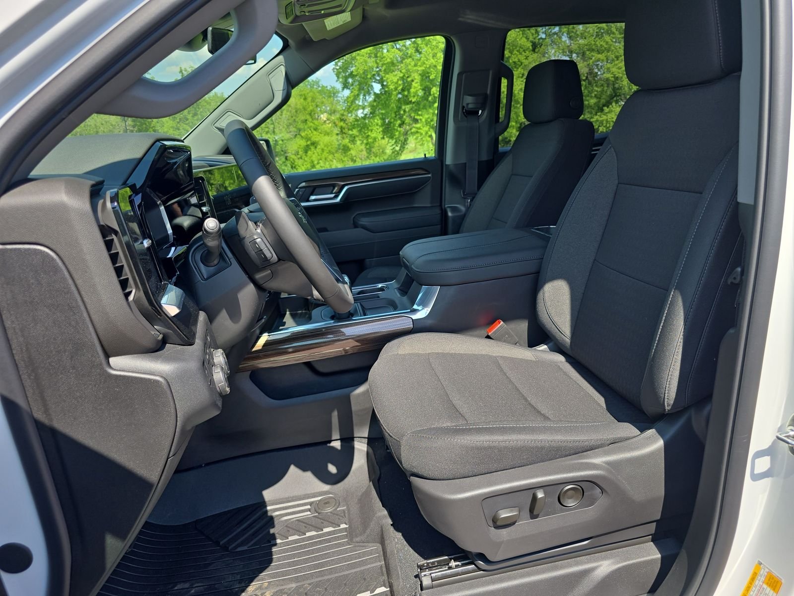 2026 Chevrolet Silverado 1500 RST - Photo 8