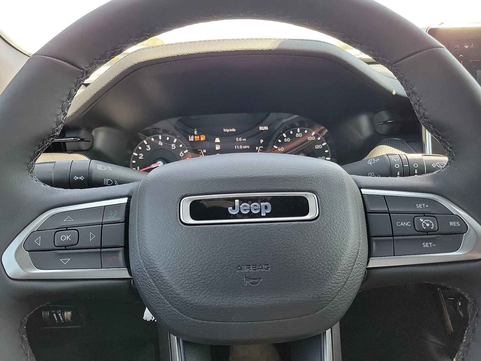 New 2026 Fathom Blue Pearl Coat Jeep LATITUDE ALTITUDE 4X4 image 17