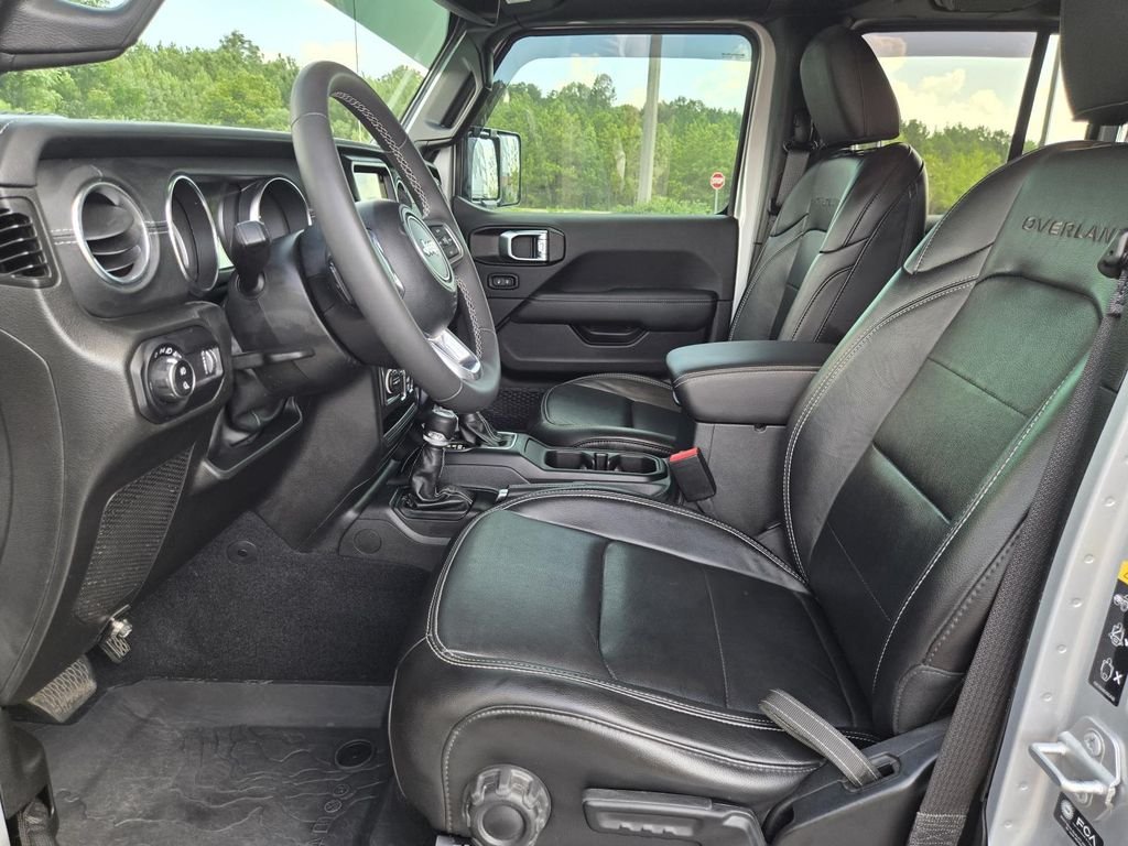 Used 2023 Silver Jeep Overland image 22