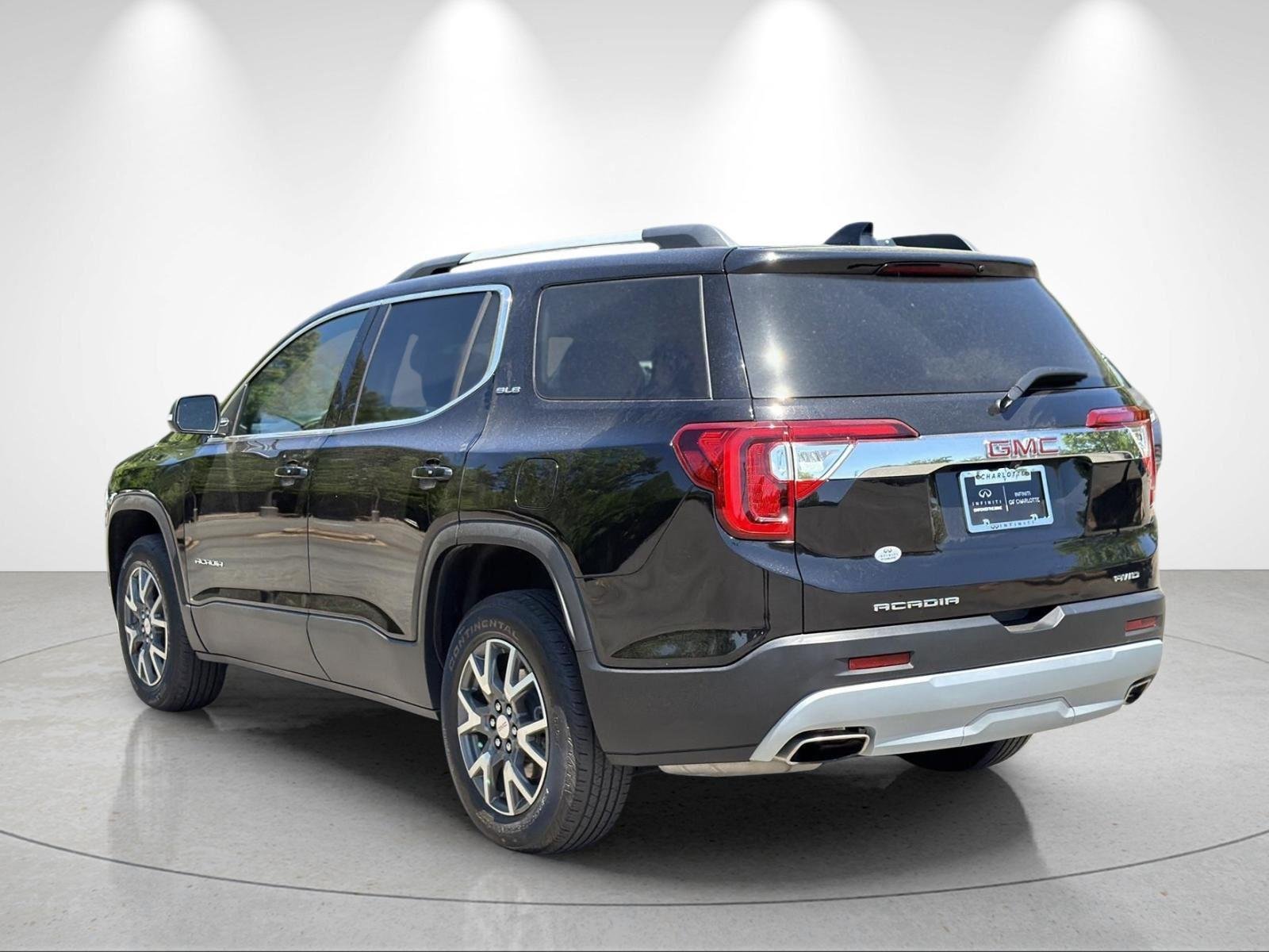Used 2023 Ebony Twilight Metallic GMC SLE image 3