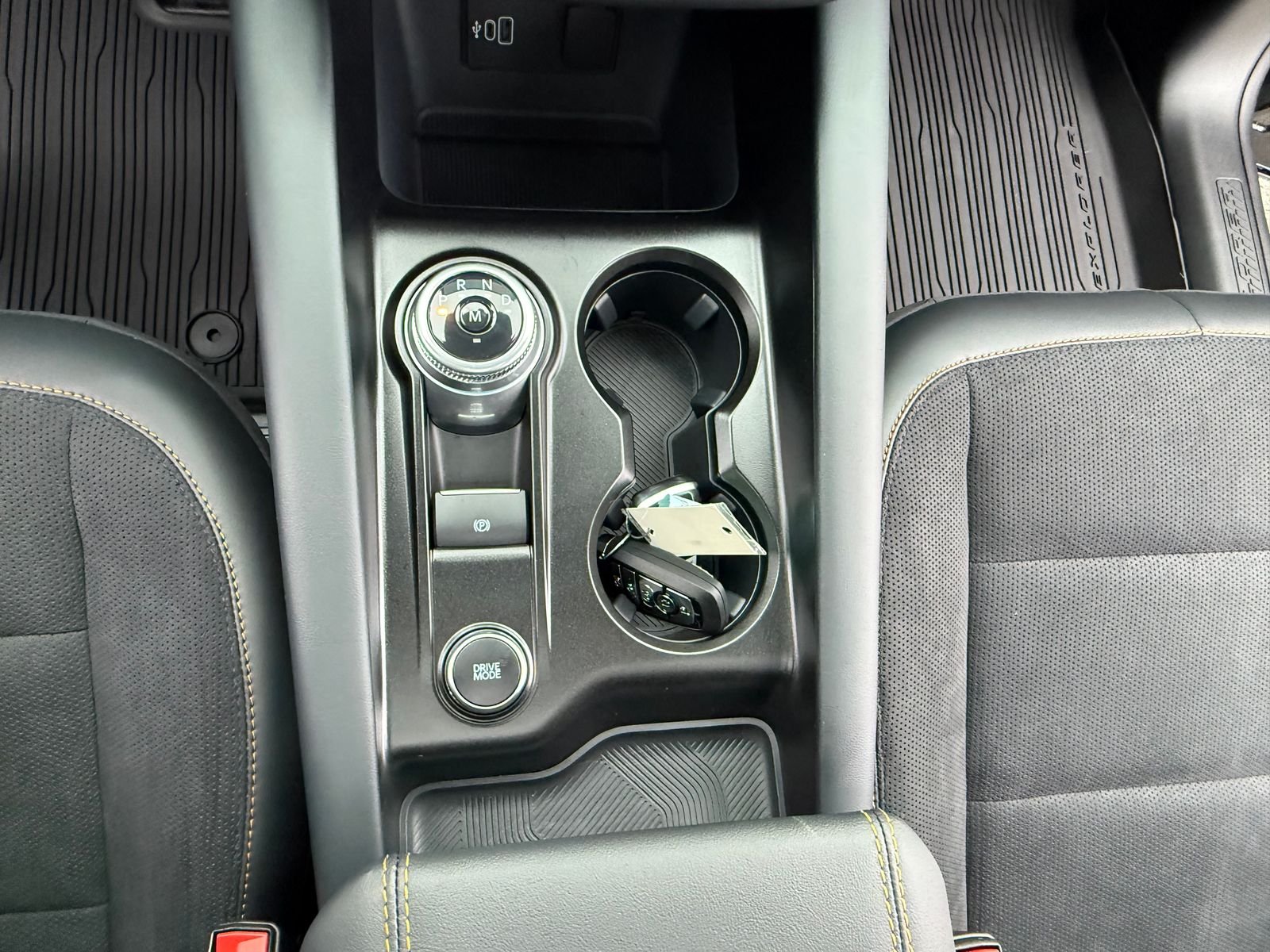New 2026 Agate Black Metallic Ford Tremor® image 26