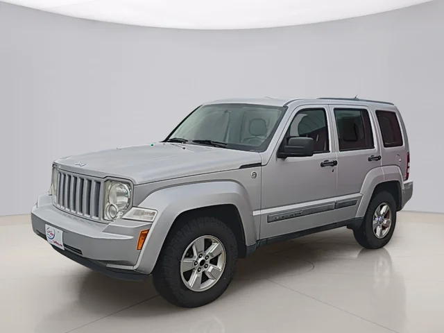 Pre-Owned 2011 Jeep Liberty SPORT