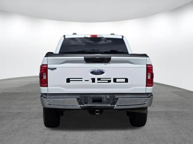 Certified Used 2023 Oxford White Ford XLT image 5
