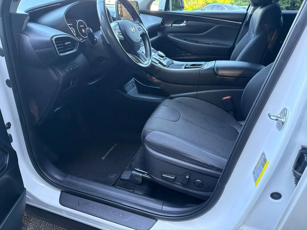 Used 2021 Gray Hyundai SEL image 9