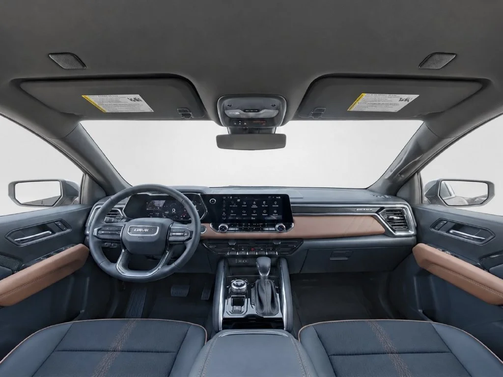 New 2026 White GMC AT4 image 28