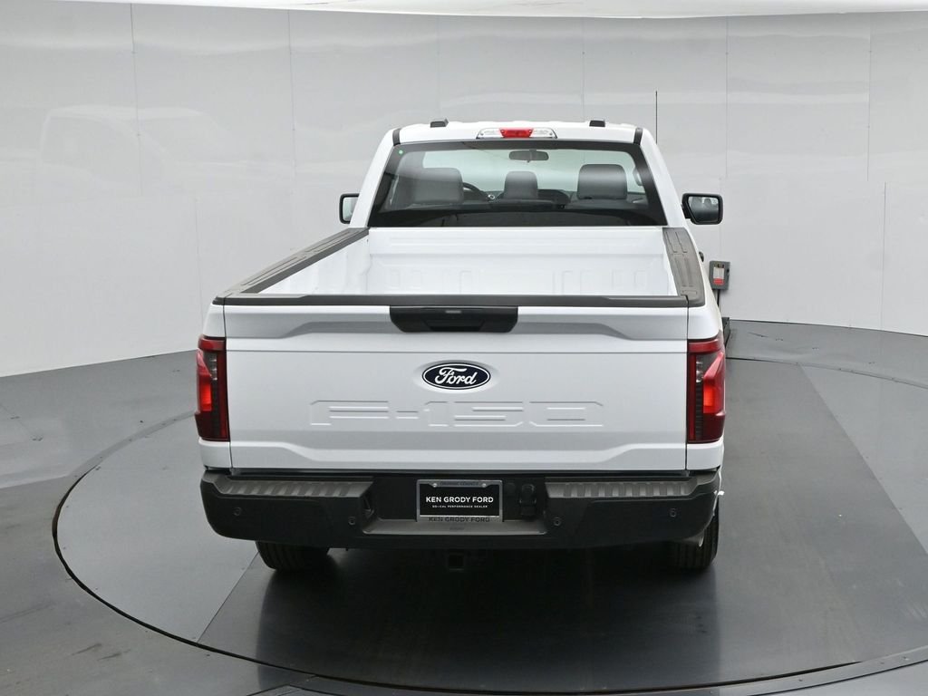 New 2026 Oxford White Ford XL image 31