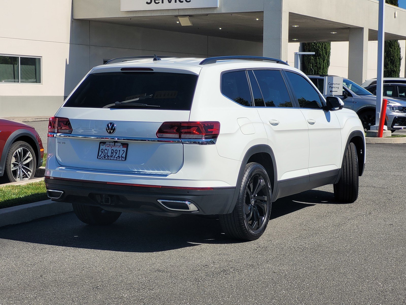 Certified Used 2023 White Volkswagen 3.6L V6 SE w/Technology image 3