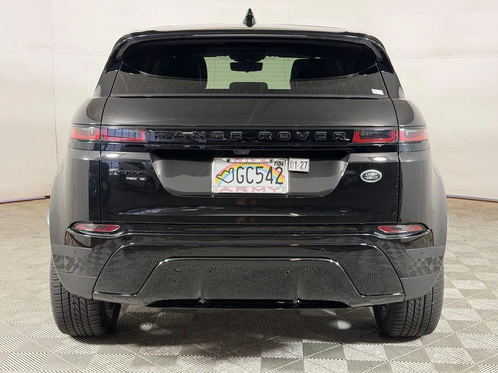 Used 2020 Santorini Black Metallic Land Rover SE image 2